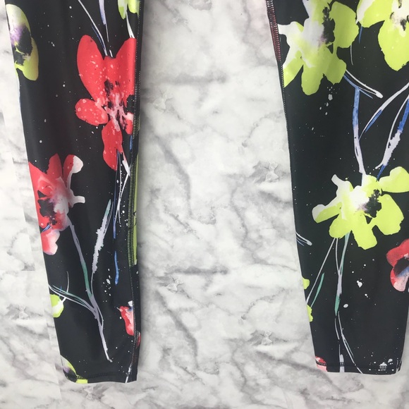 Fabletics Floral High Waisted Leggings - Picture 6 of 8